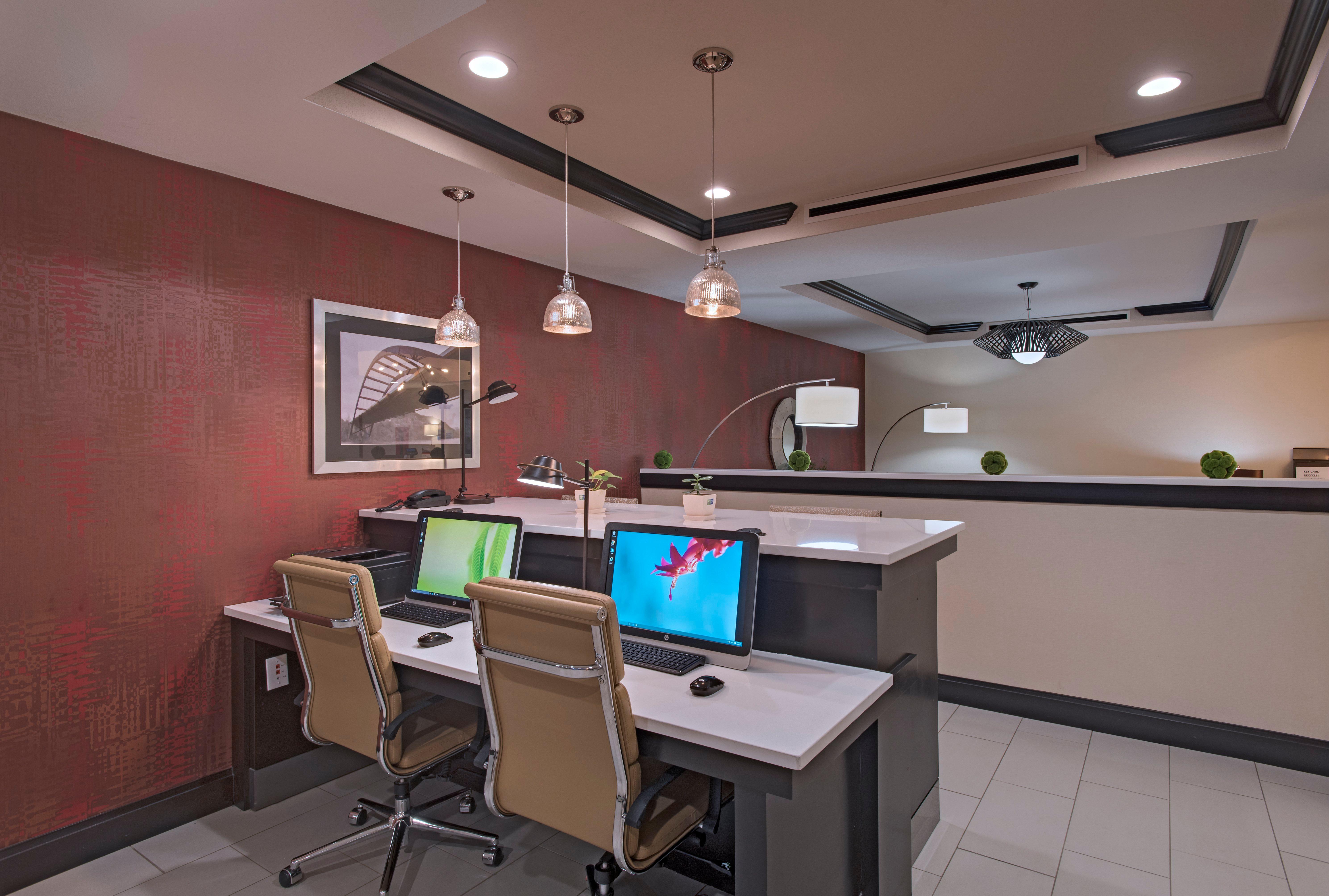Holiday Inn Express & Suites Austin Nw - Four Points By Ihg Extérieur photo