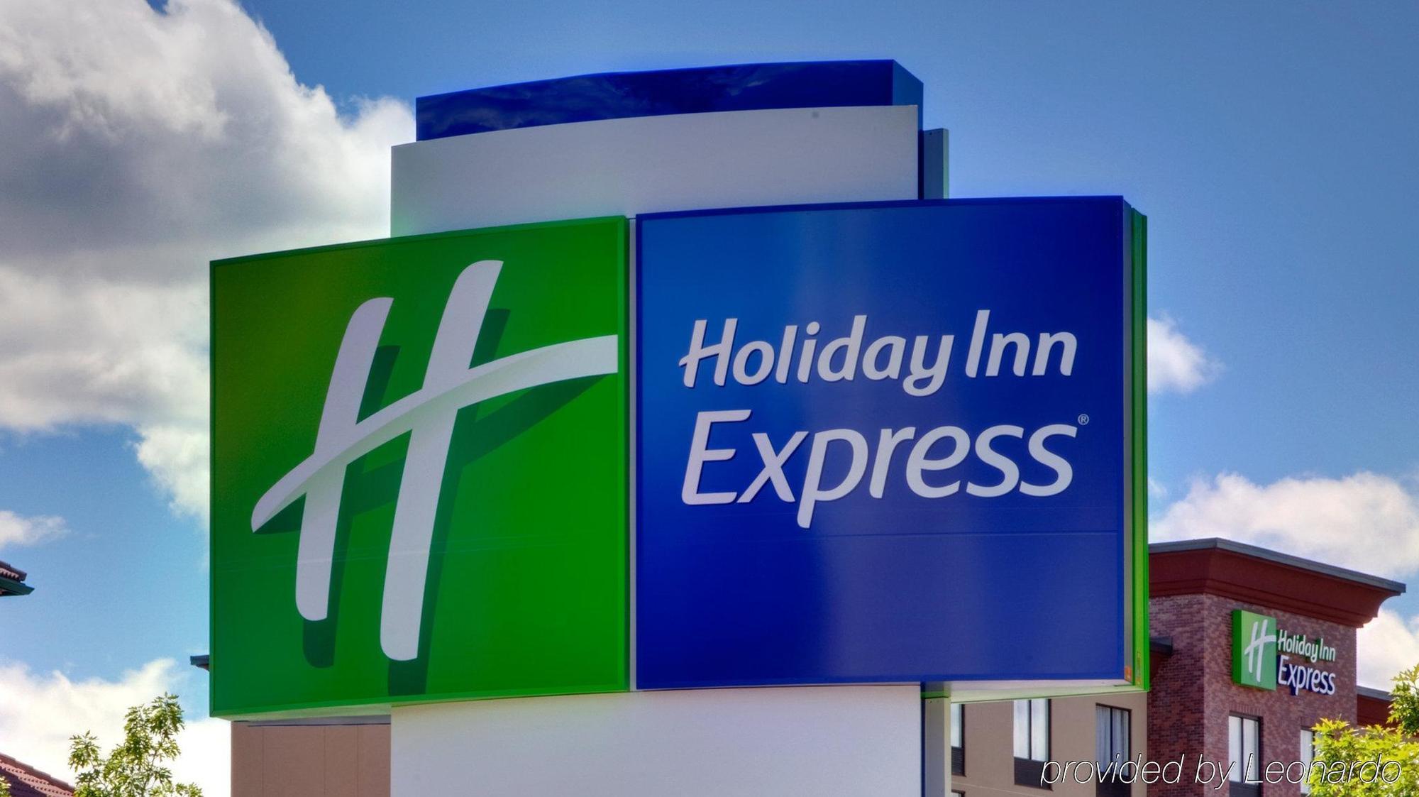 Holiday Inn Express & Suites Austin NW - Four Points Extérieur photo